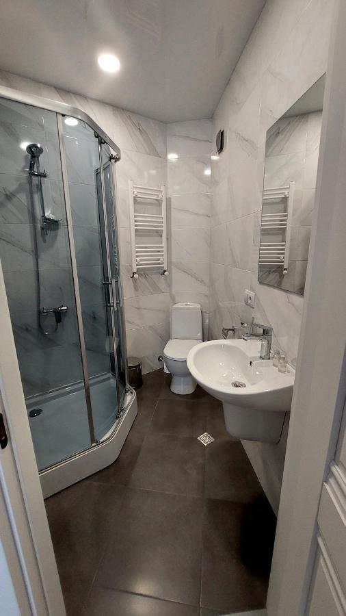 טביליסי Falcon Boutique Hotel מראה חיצוני תמונה