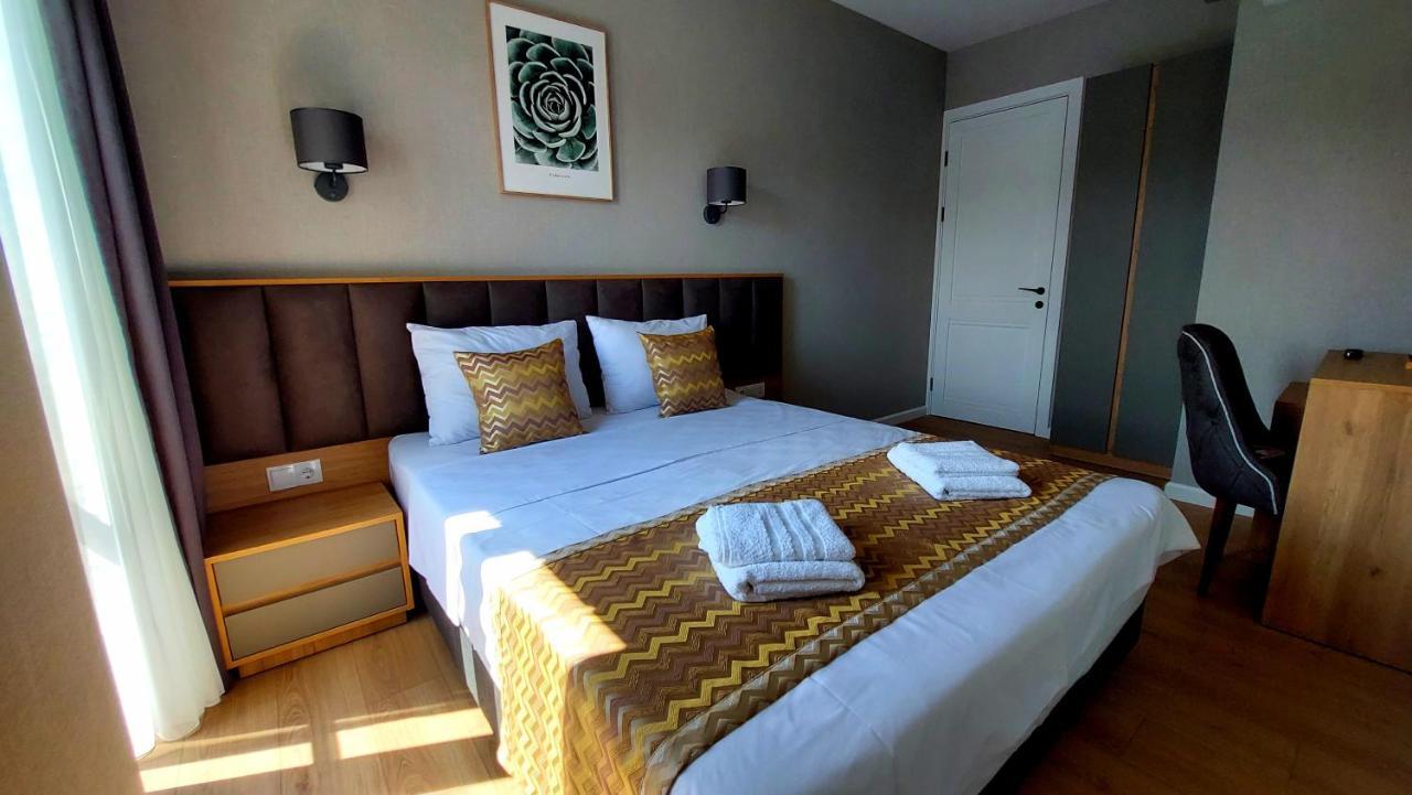 טביליסי Falcon Boutique Hotel מראה חיצוני תמונה