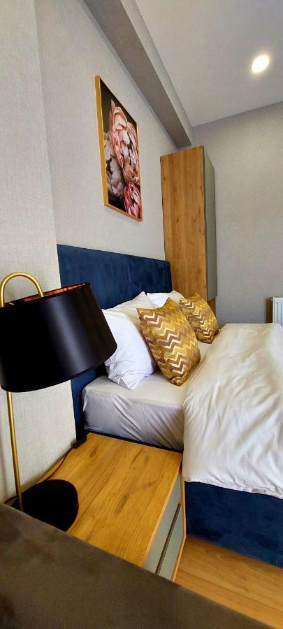 טביליסי Falcon Boutique Hotel מראה חיצוני תמונה
