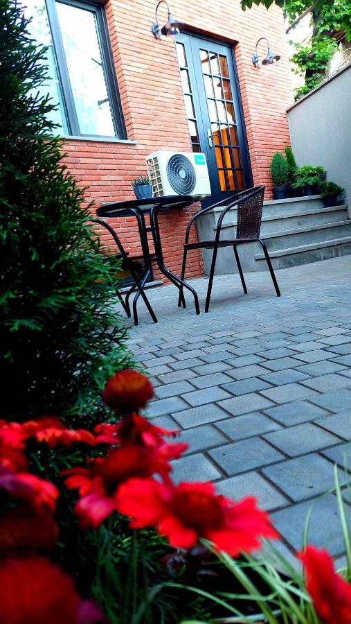 טביליסי Falcon Boutique Hotel מראה חיצוני תמונה