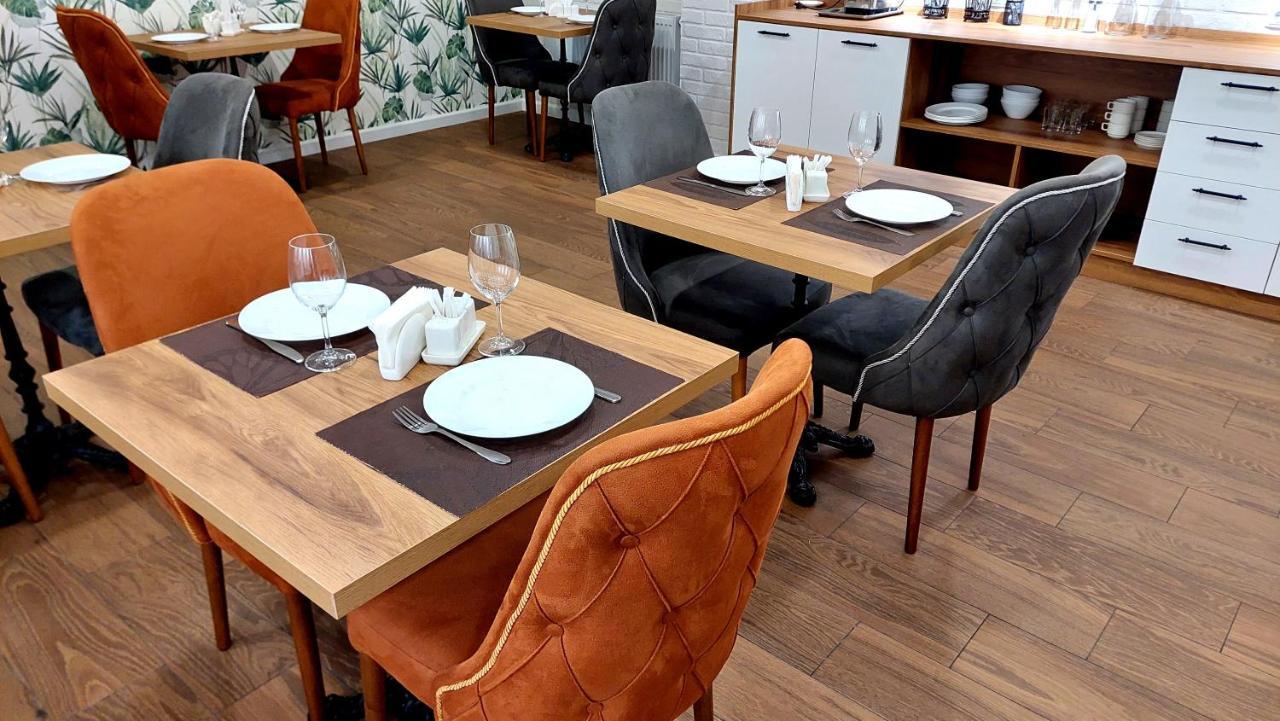 טביליסי Falcon Boutique Hotel מראה חיצוני תמונה
