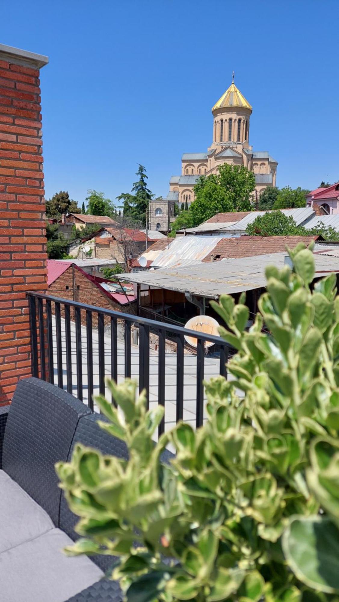 טביליסי Falcon Boutique Hotel מראה חיצוני תמונה